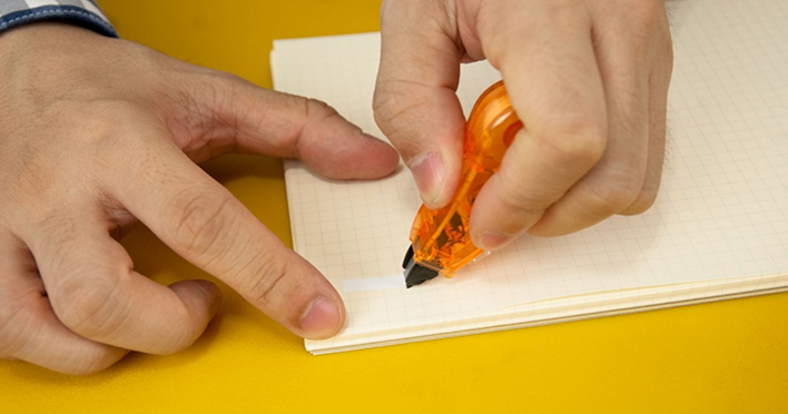 訂正シールで失敗しない方法