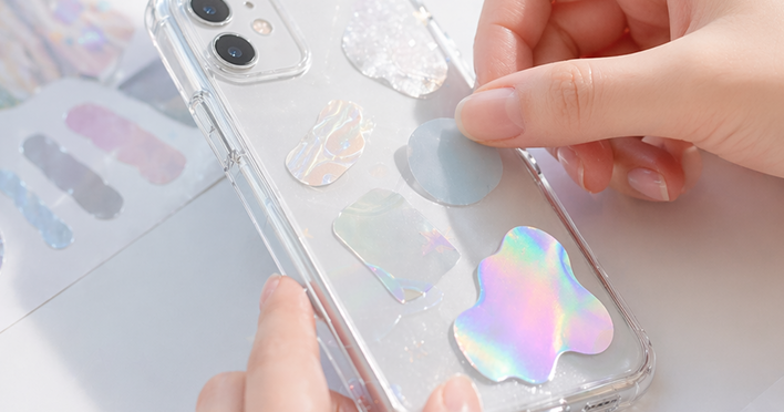 スマホ用ステッカー素材の選び方|PET・PVC・ホログラムを貼り方別に比較