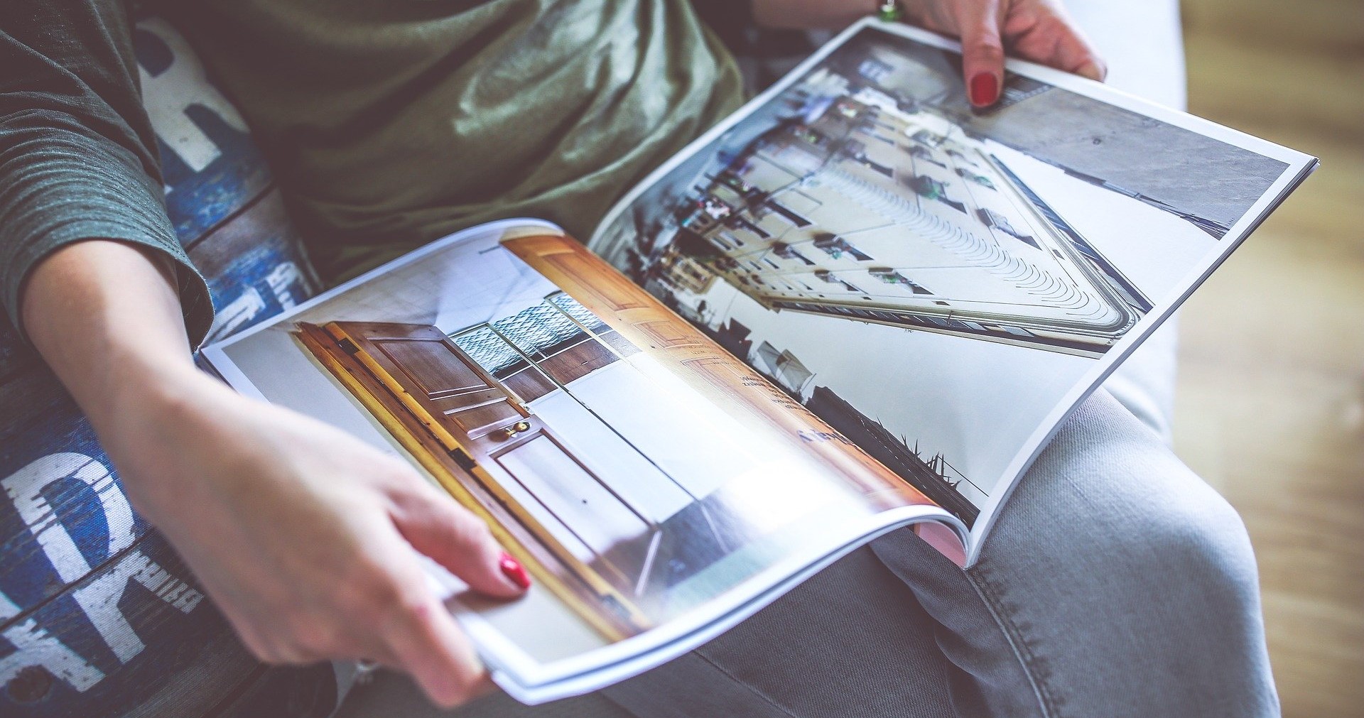 写真集 フォトブックの作り方 冊子印刷 製本 作成方法 ラクスルマガジン