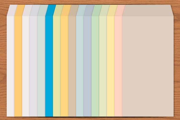 封筒のカラーバリエーション