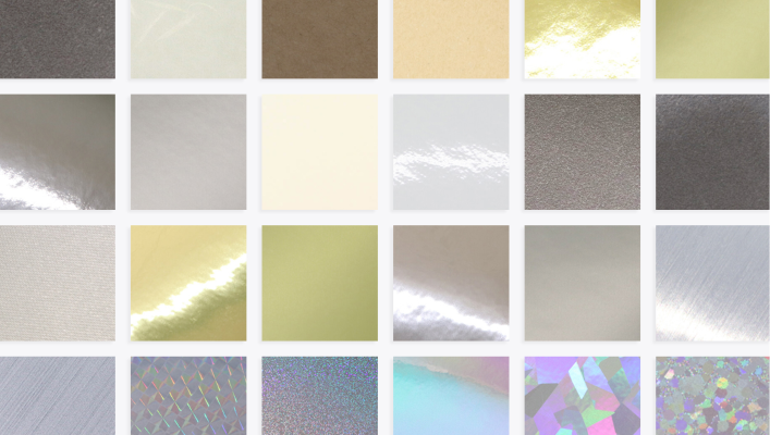 30種類以上の多様な用紙から選べるラクスルのシール印刷